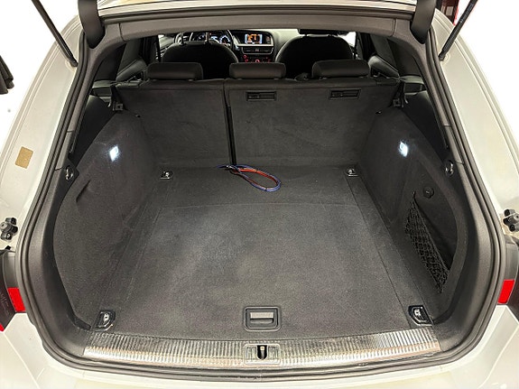 Audi A4 28 of 29
