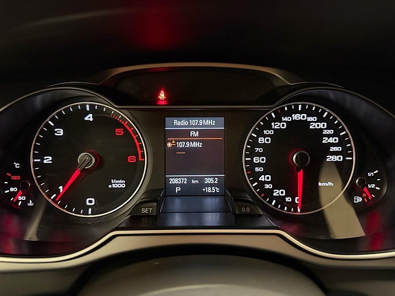 Audi A4 14 of 29