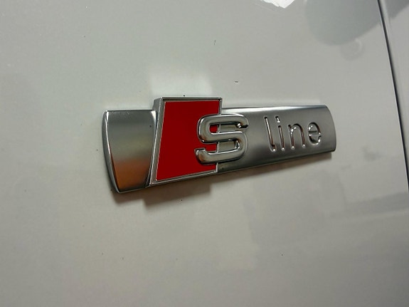 Audi A4 27 of 29