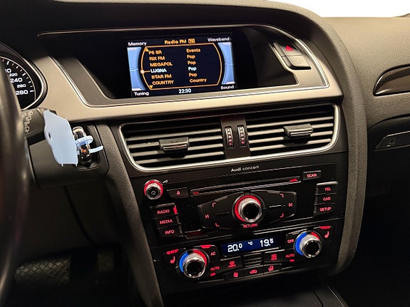 Audi A4 16 of 29