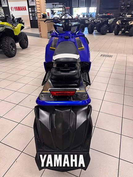 Yamaha SideWinder XTX141 LE 2 of 3