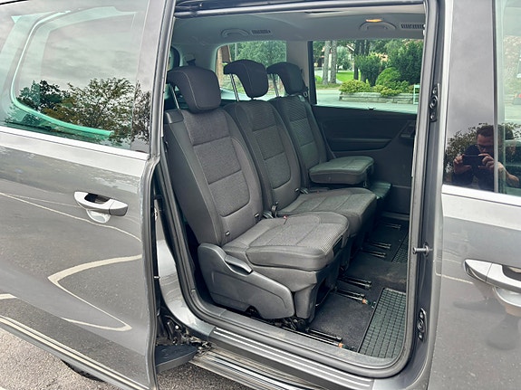 Volkswagen Sharan 7 of 16