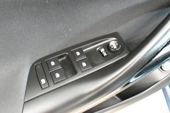 Opel Astra 17 of 23