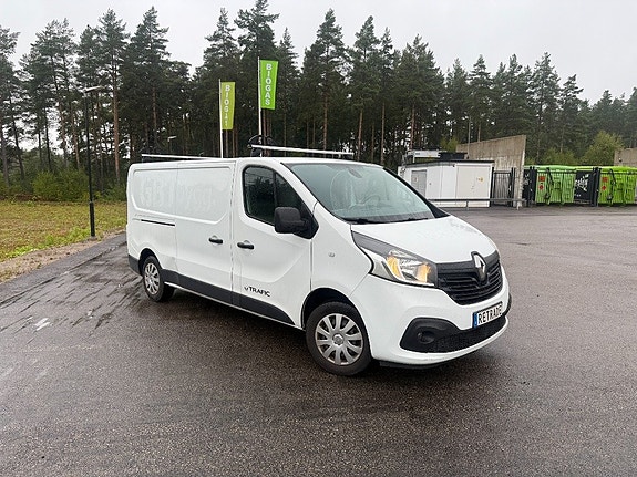 Renault Trafic 2 of 5