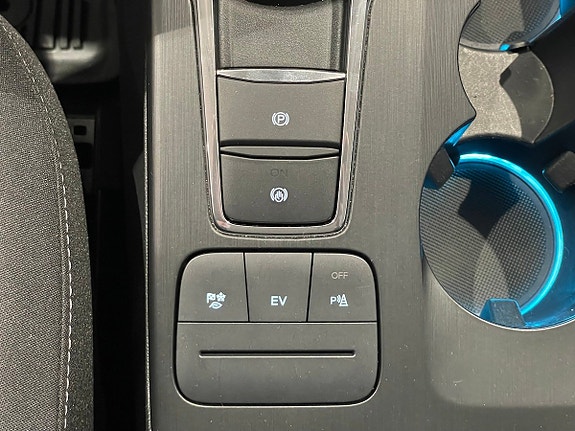 Ford Kuga 13 of 14