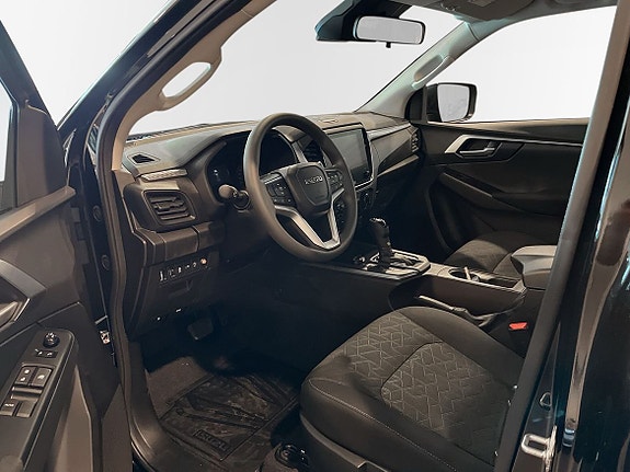 Isuzu D-max 6 of 9