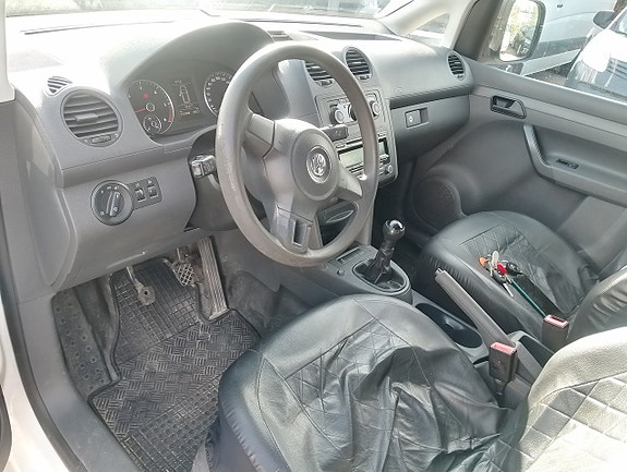 Volkswagen Caddy Maxi 11 of 13
