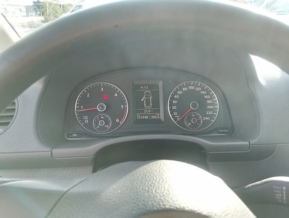 Volkswagen Caddy Maxi 12 of 13