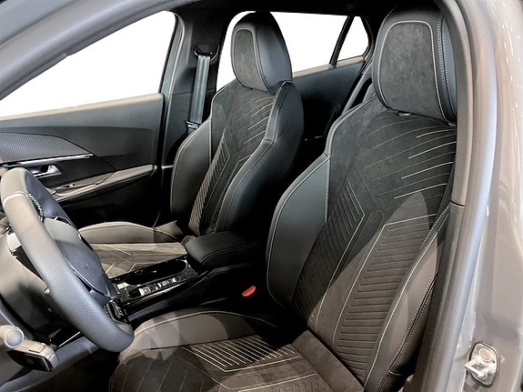 Peugeot 2008 6 of 10