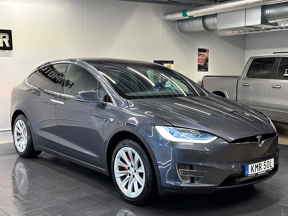Tesla Model X 5 of 30