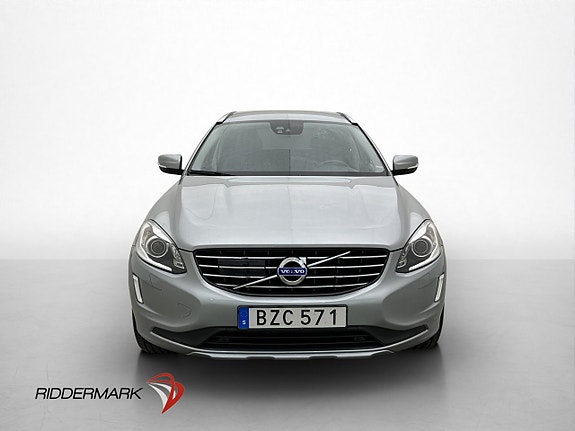 Volvo XC60 2 of 30