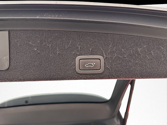 Volvo XC60 27 of 30