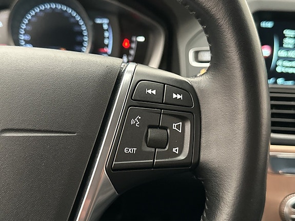 Volvo XC60 19 of 30