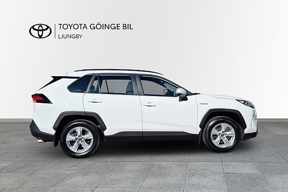Toyota RAV4 18 of 20