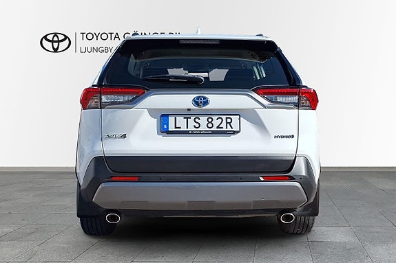 Toyota RAV4 5 of 20