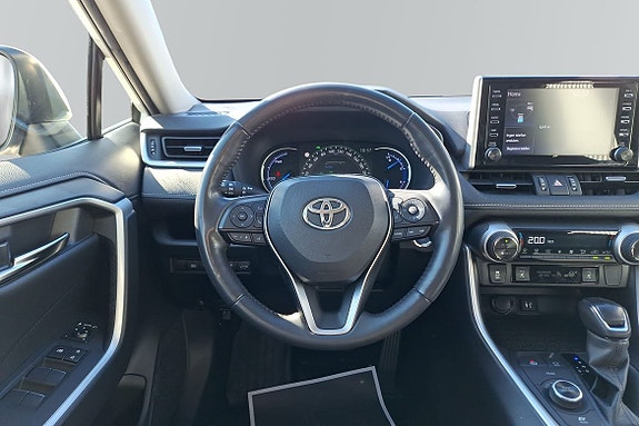 Toyota RAV4 10 of 20