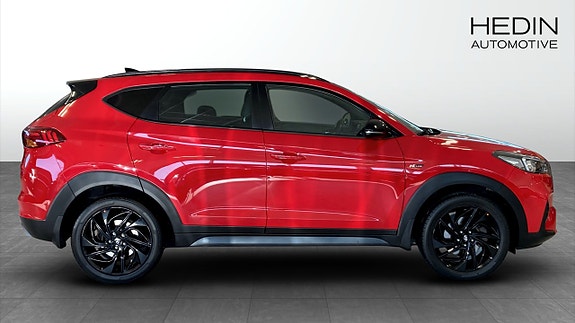 Hyundai Tucson 6 of 12