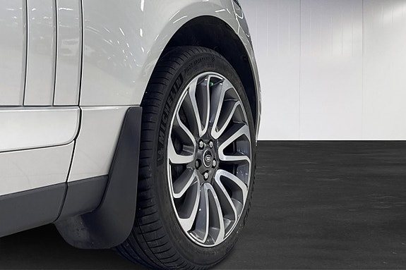 Land Rover Range Rover 5 of 25