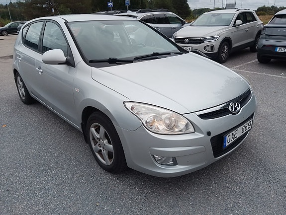 Hyundai i30 4 of 12