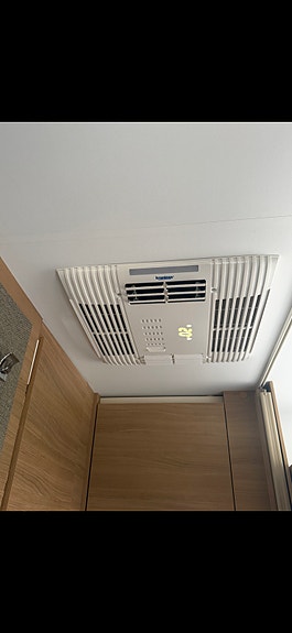 Adria Adria Adora 573PT 6 of 10