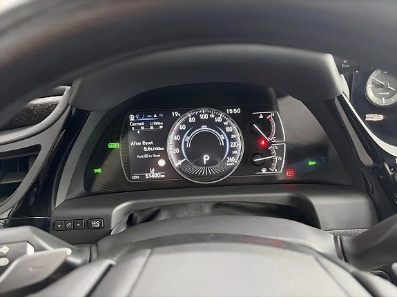 Lexus ES300h 11 of 13