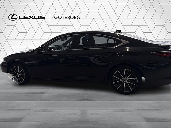 Lexus ES300h 5 of 13