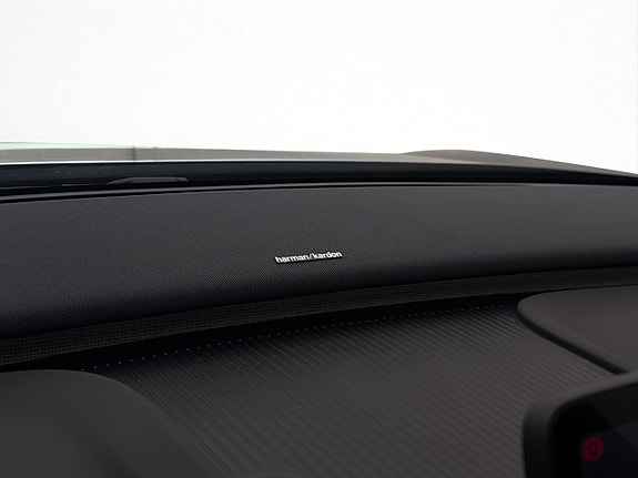 Volvo EX30 12 of 30