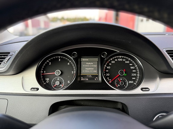 Volkswagen Passat Alltrack 22 of 24