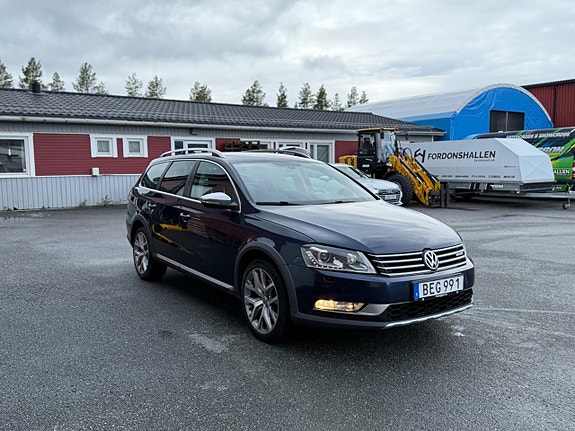 Volkswagen Passat Alltrack 9 of 24