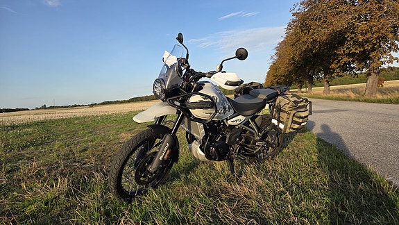 Royal Enfield HIMALAYAN 3 of 8