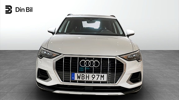 Audi Q3 4 of 13