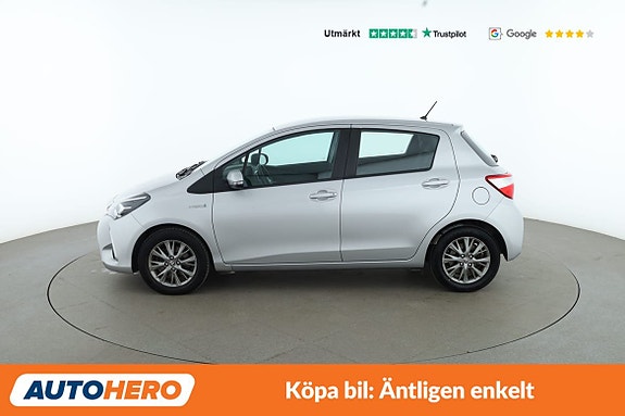 Toyota Yaris 2 of 30