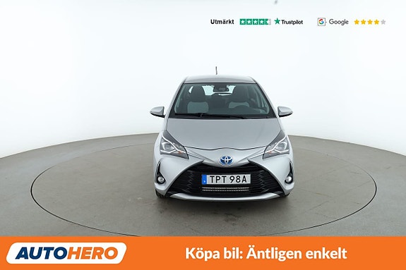 Toyota Yaris 9 of 30