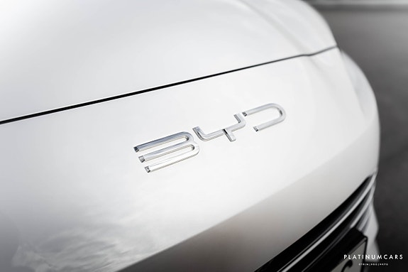 BYD Seal U 19 of 24