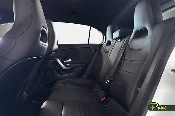 Mercedes-Benz A180 18 of 18