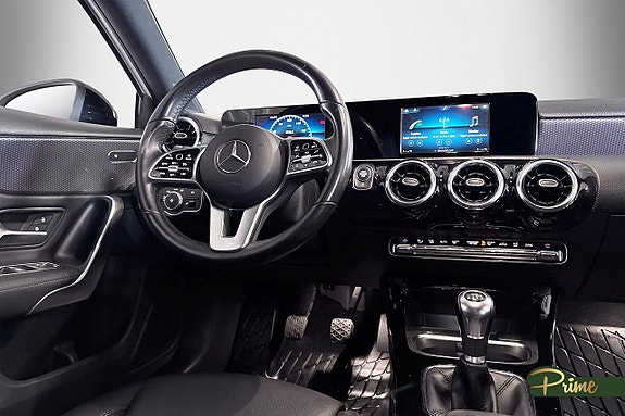 Mercedes-Benz A180 13 of 18