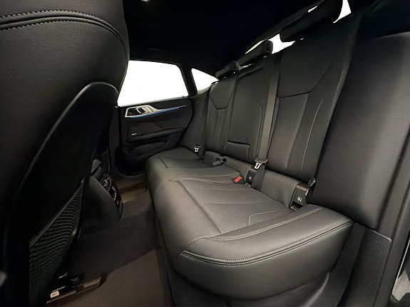 BMW i4 30 of 30