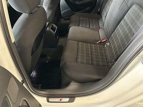 Audi A4 18 of 20