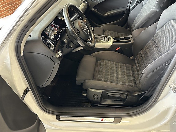 Audi A4 15 of 20
