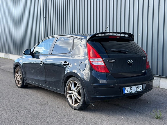 Hyundai i30 3 of 9