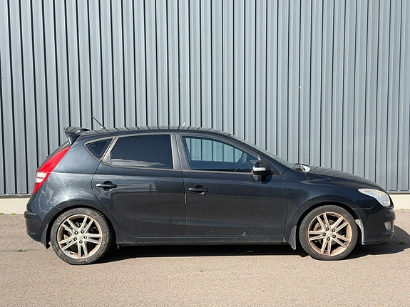 Hyundai i30 6 of 9