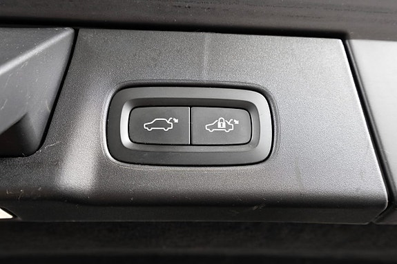 Volvo V90 Cross Country 25 of 25