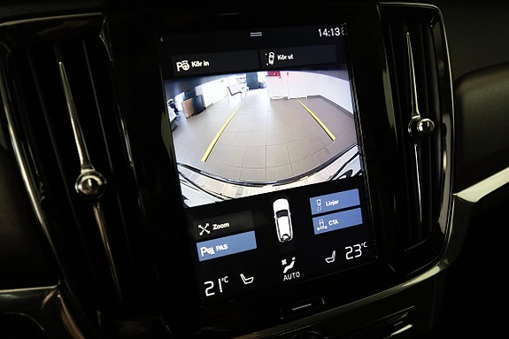 Volvo V90 Cross Country 21 of 25