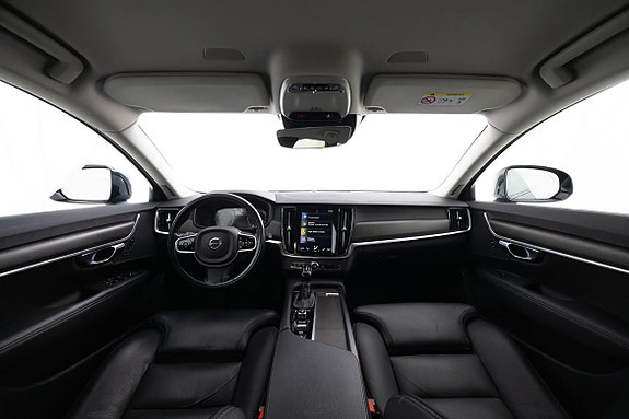 Volvo V90 Cross Country 13 of 25