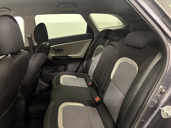 Kia Ceed 9 of 12