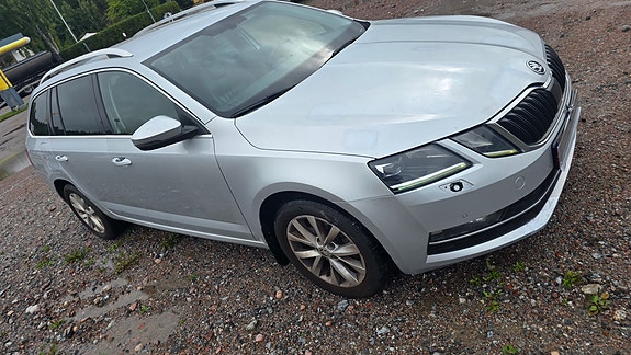 Skoda Octavia 3 of 11