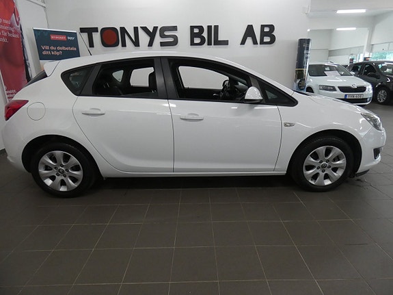 Opel Astra 6 of 16