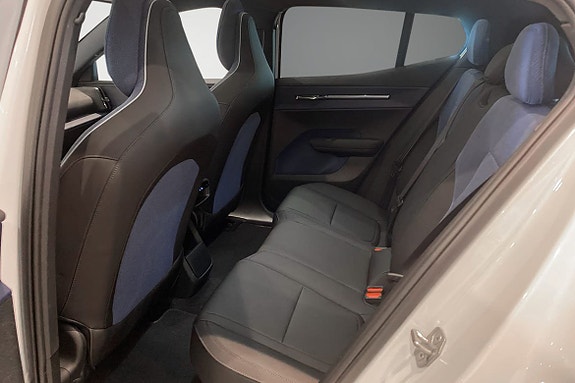 Volvo EX30 7 of 12
