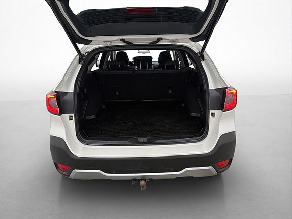 Subaru Outback 9 of 30