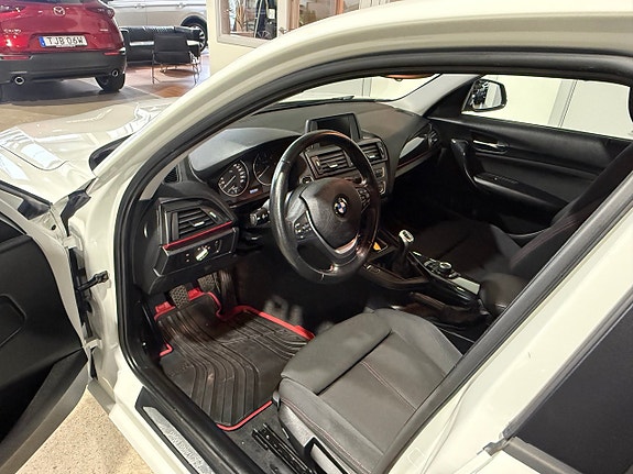 BMW 116d 19 of 23